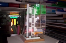 MAQUILA Y EXHIBIDORES DE ACRTILICO