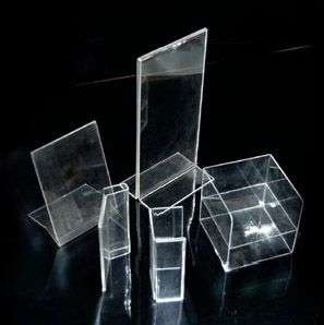 MAQUILA Y EXHIBIDORES DE ACRILICO