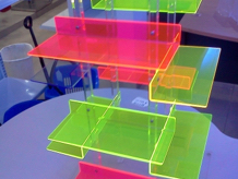 MAQUILA Y EXHIBIDORES DE ACRTILICO